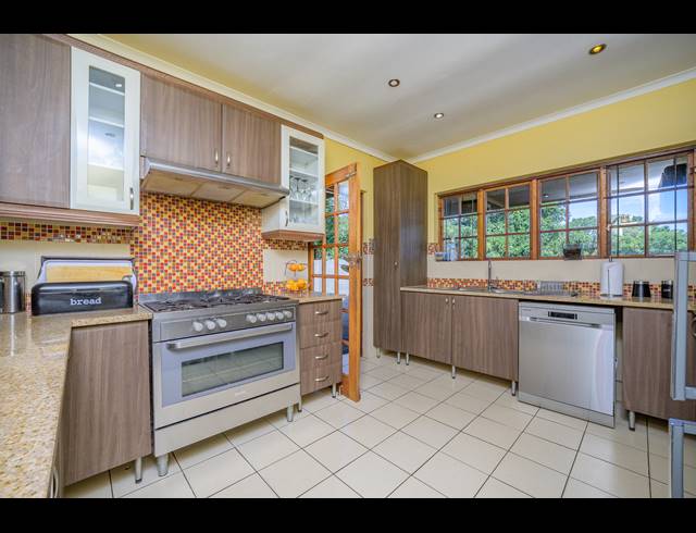 3 BEDROOM FREEHOLD FOR SALE IN WESTVILLE